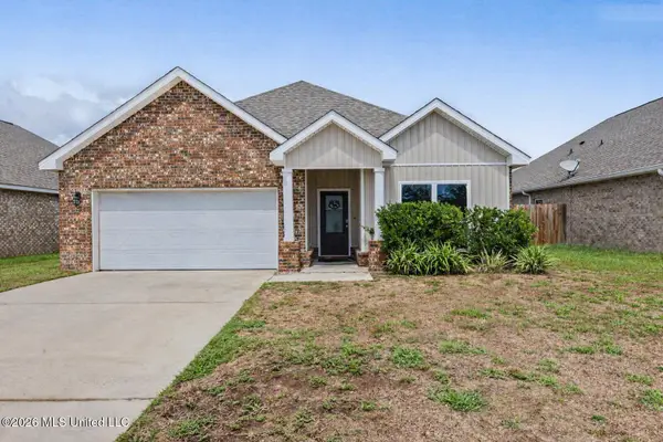 7360 Shearwater Way, Ocean Springs, MS 39564