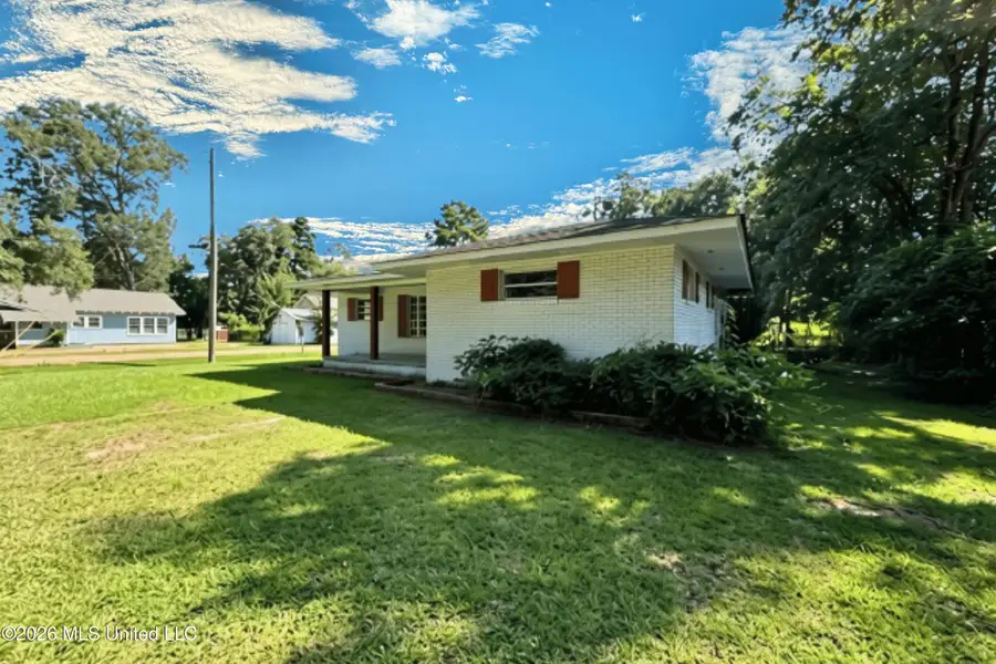 207 N Bennett Street, Crystal Springs, MS 39059 - #3