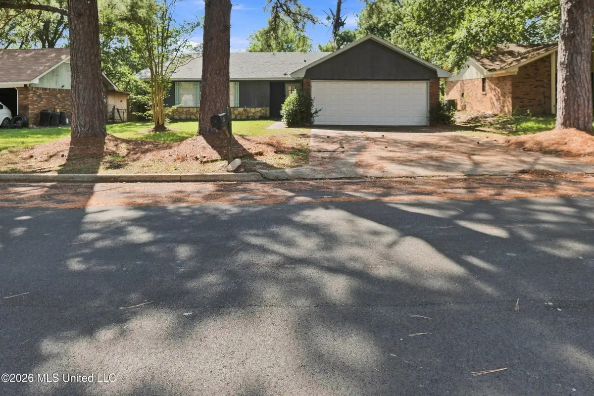 173 Thousand Oaks Circle, Jackson, MS 39212 - #1