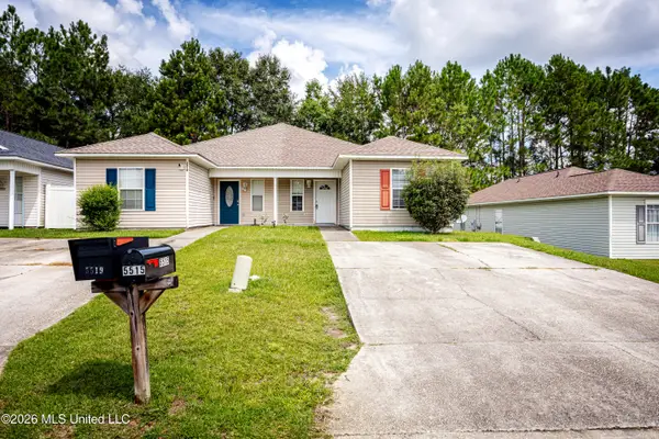 5515 Quail Creek Circle, D'Iberville, MS 39540