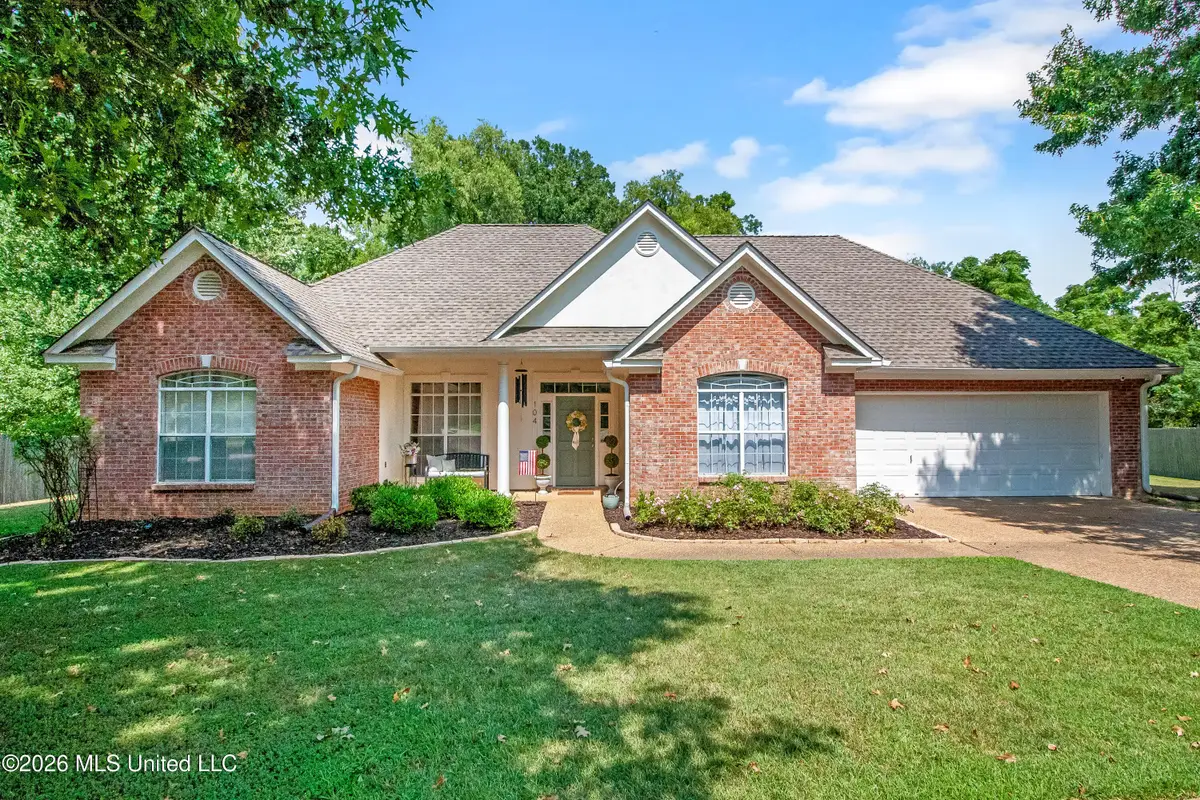 104 Middle Field Drive, Canton, MS 39046 - #1