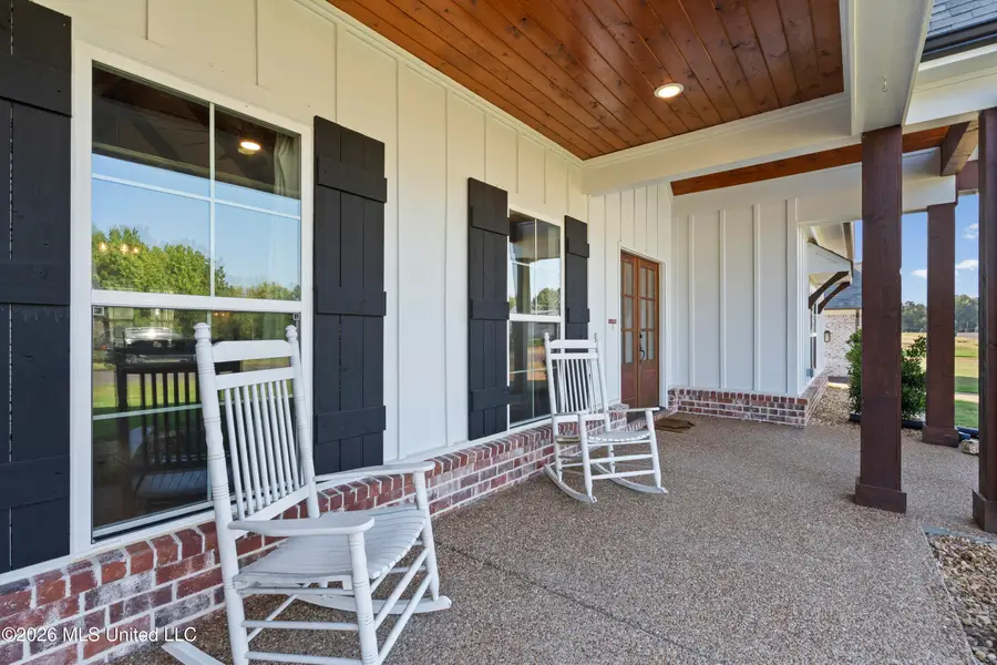 3256 Grayson Creek Drive, Southaven, MS 38672 - #3