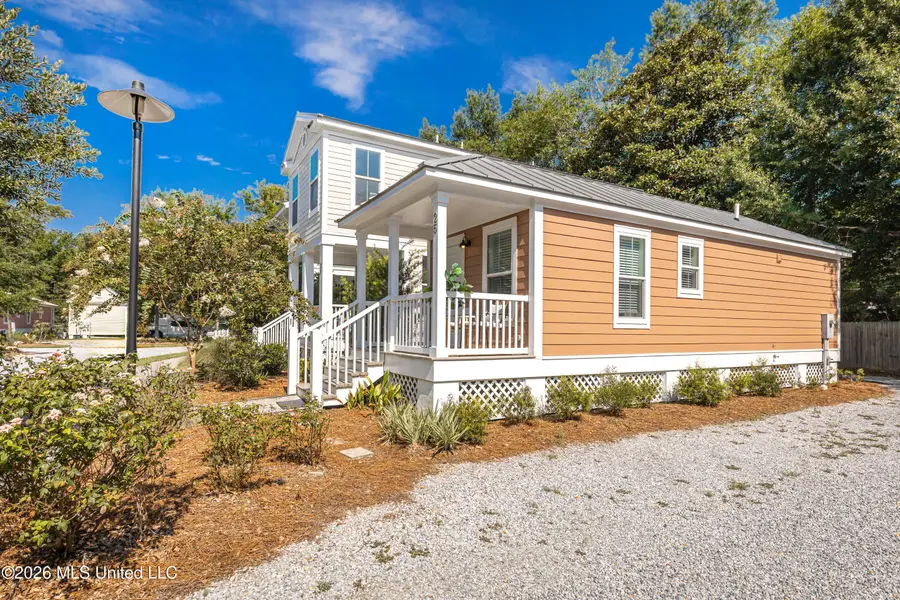 2207 Government Street, Ocean Springs, MS 39564 - #3