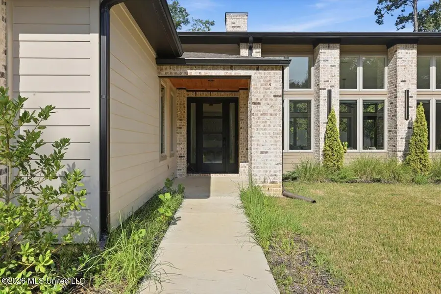 3 Carter Grove, Jackson, MS 39211 - #3