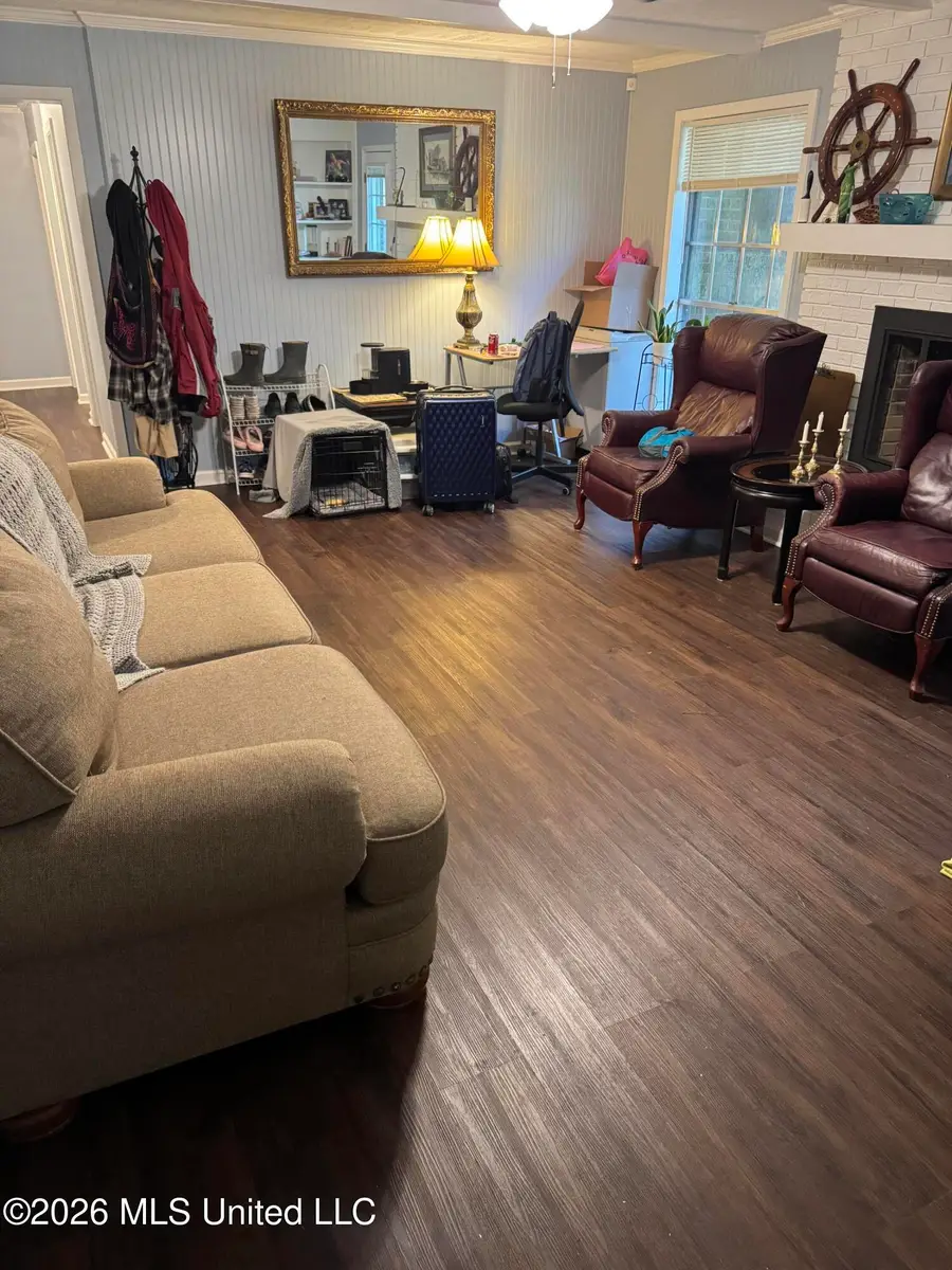 1309 Canterbury, Jackson, MS 39212 - #3