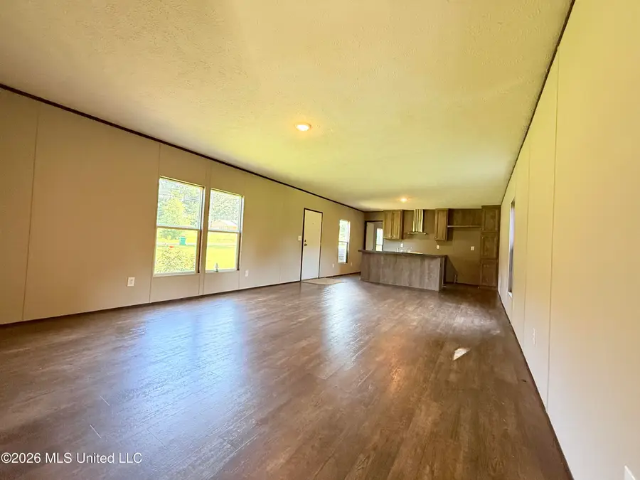 1062 Robinson Road, McComb, MS 39648 - #3