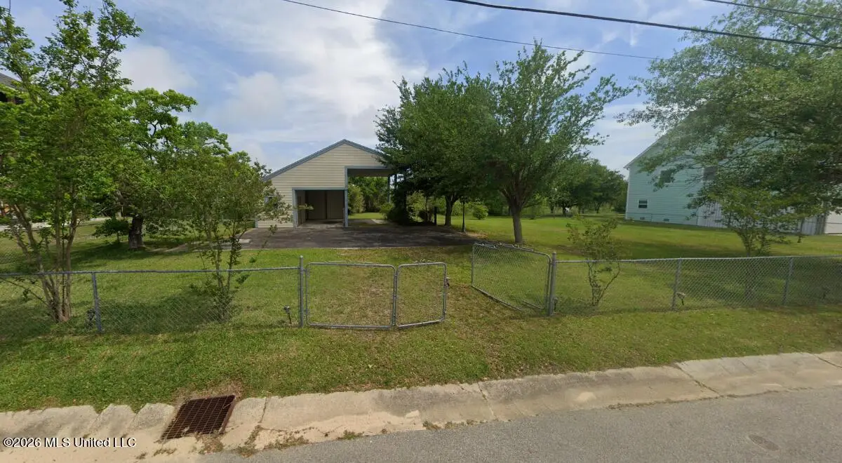 124 Saint Joseph Street, Waveland, MS 39576 - #1