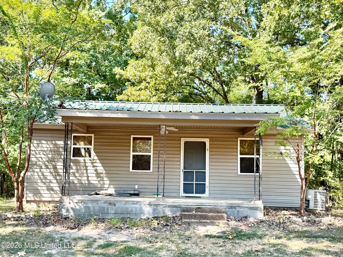 8 County Road 531, Como, MS 38619 - #1