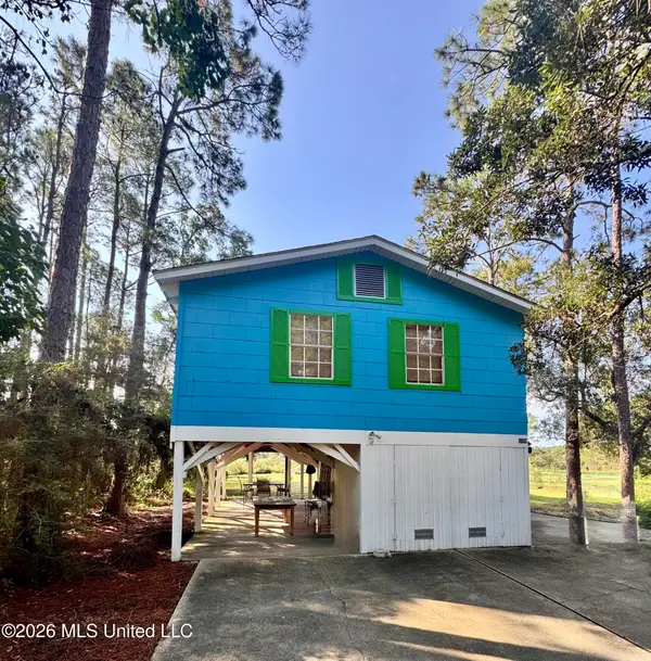 8409 Pickering Forrest, Ocean Springs, MS 39564