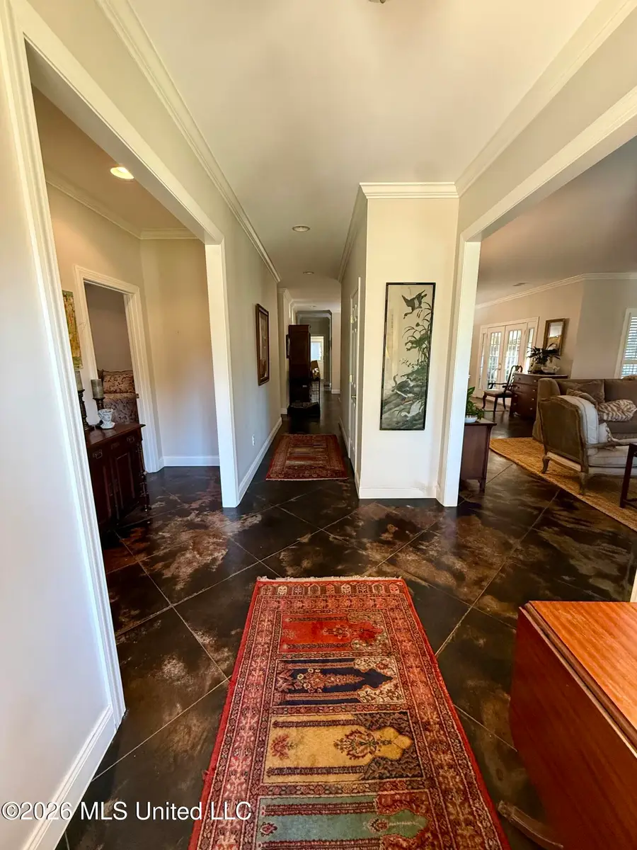 1006 River Birch Cove, Greenwood, MS 38930 - #3