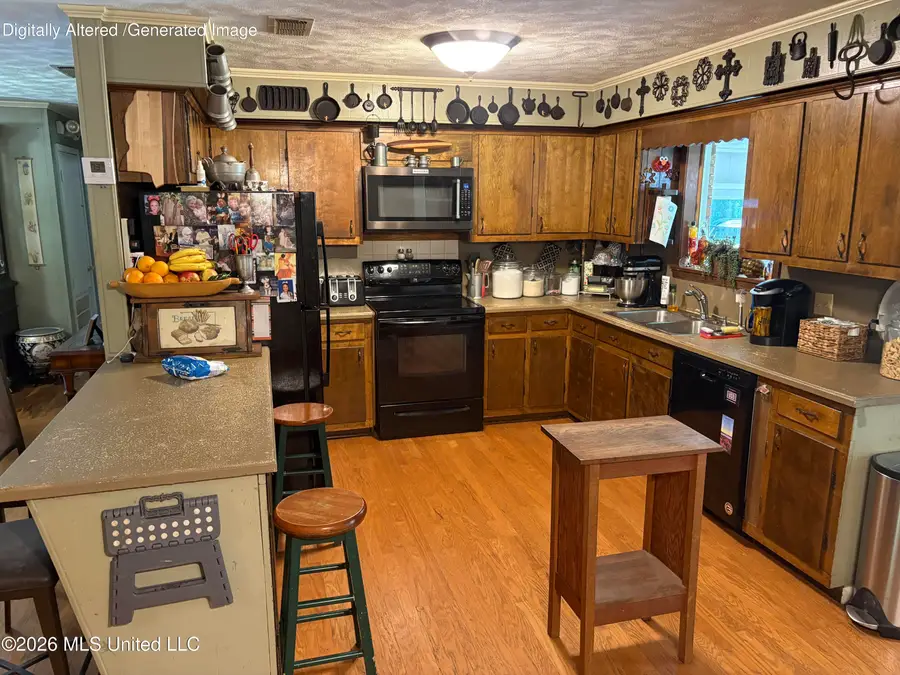 1361 E Monticello Street, Brookhaven, MS 39601 - #3