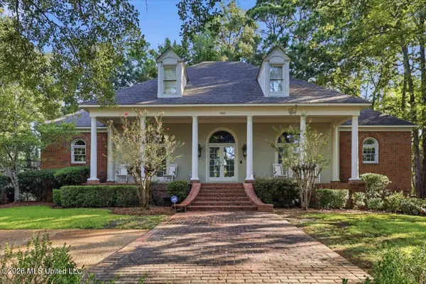 1960 Petit Bois Street, Jackson, MS 39211