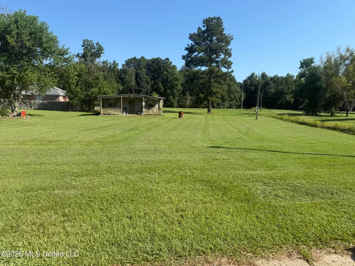0 SE 3rd Street, Magee, MS 39111 - #1