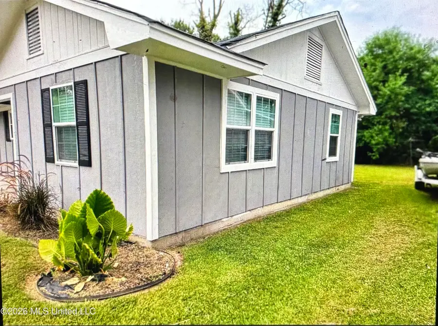 257 N Cotton Drive, Greenville, MS 38701 - #2