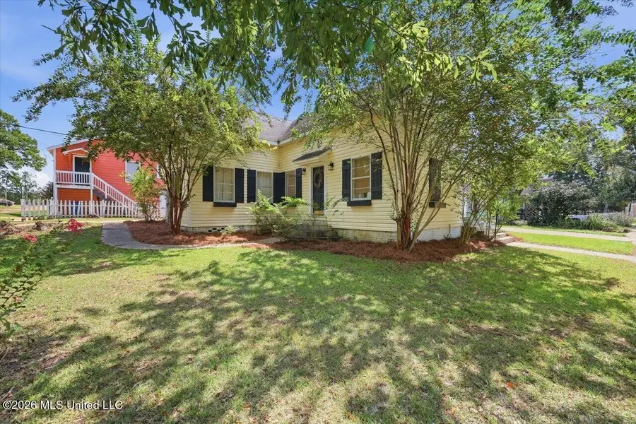 519 N Main Street, Mendenhall, MS 39114 - #3