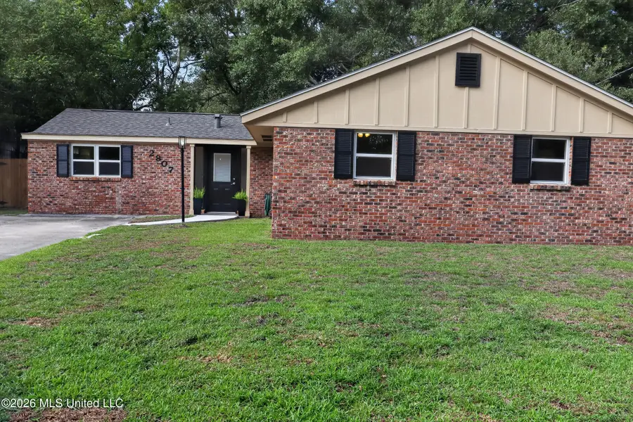 2807 Pinewood Avenue, Pascagoula, MS 39567 - #2