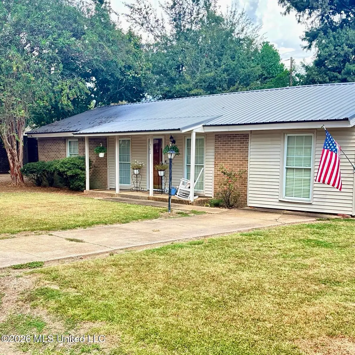 502 Kelli Avenue, Belzoni, MS 39038 - #1