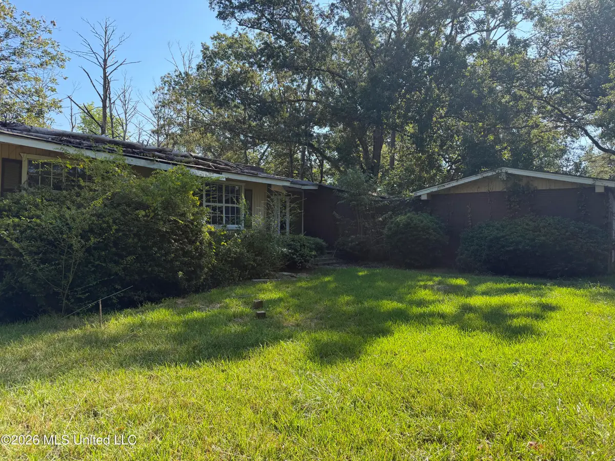 220 Shady Circle, Jackson, MS 39204 - #1