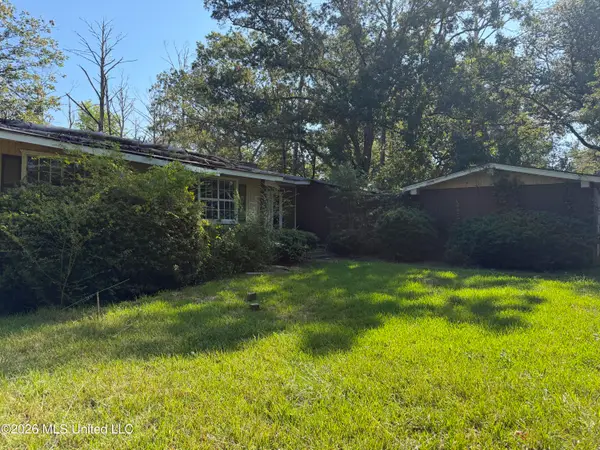 220 Shady Circle, Jackson, MS 39204