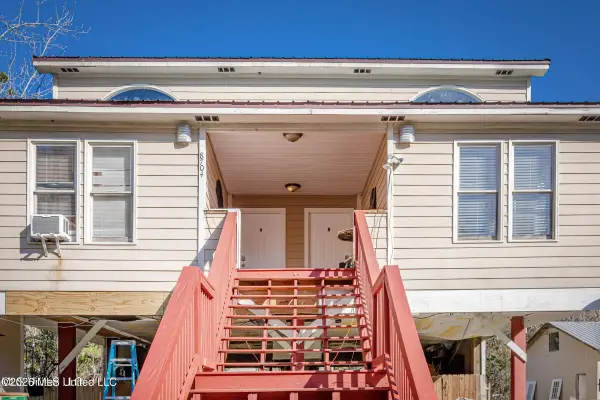 8704 Palm Avenue, Ocean Springs, MS 39564