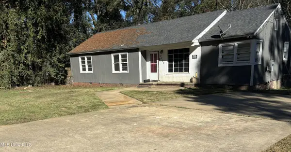 2826 Donaldson Drive, Jackson, MS 39212