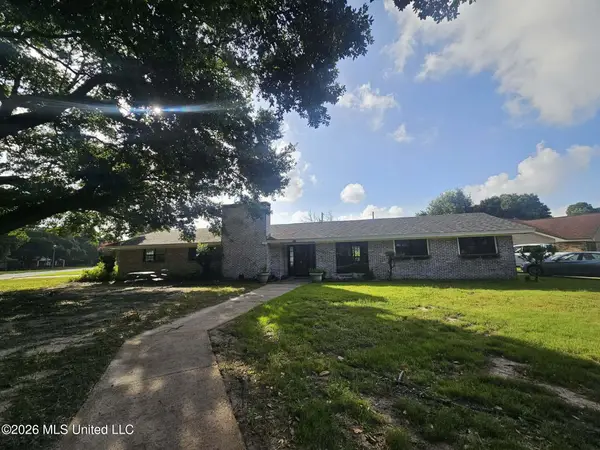 12713 Cambridge Boulevard, Ocean Springs, MS 39564