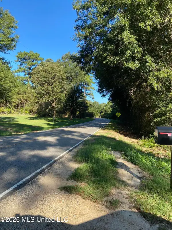10 Mile Church Road, Perkinston, MS 39573
