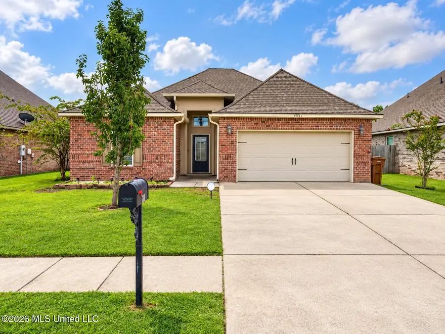 13347 Hilliard Street, Diberville, MS 39540 - #2