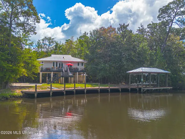 13009 Riverland Drive, Biloxi, MS 39532