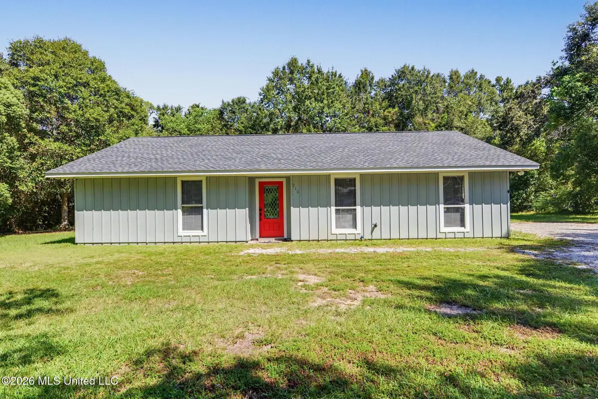 215 Old Spanish Trail, Waveland, MS 39576 - #1