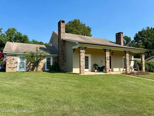 1501 Rosemont Drive, Clinton, MS 39056