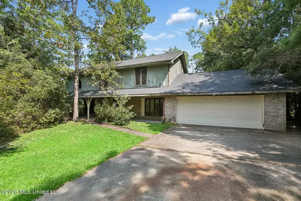 7624 Fairway Drive, Diamondhead, MS 39525