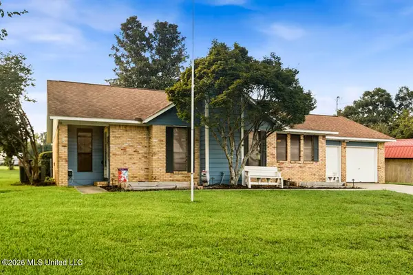 7 Angela Circle, Petal, MS 39465