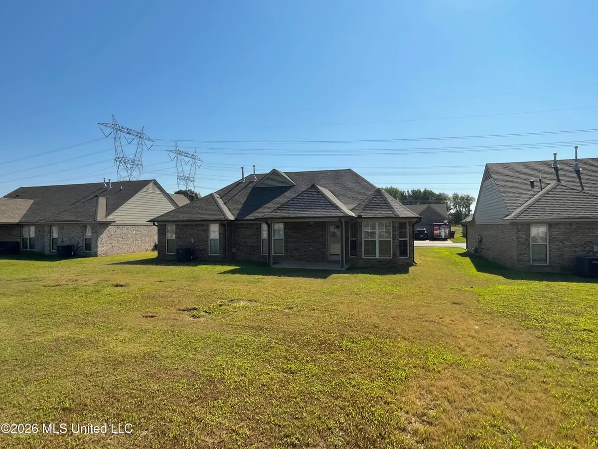 8831 Smith Ranch Drive, Southaven, MS 38671 - #1