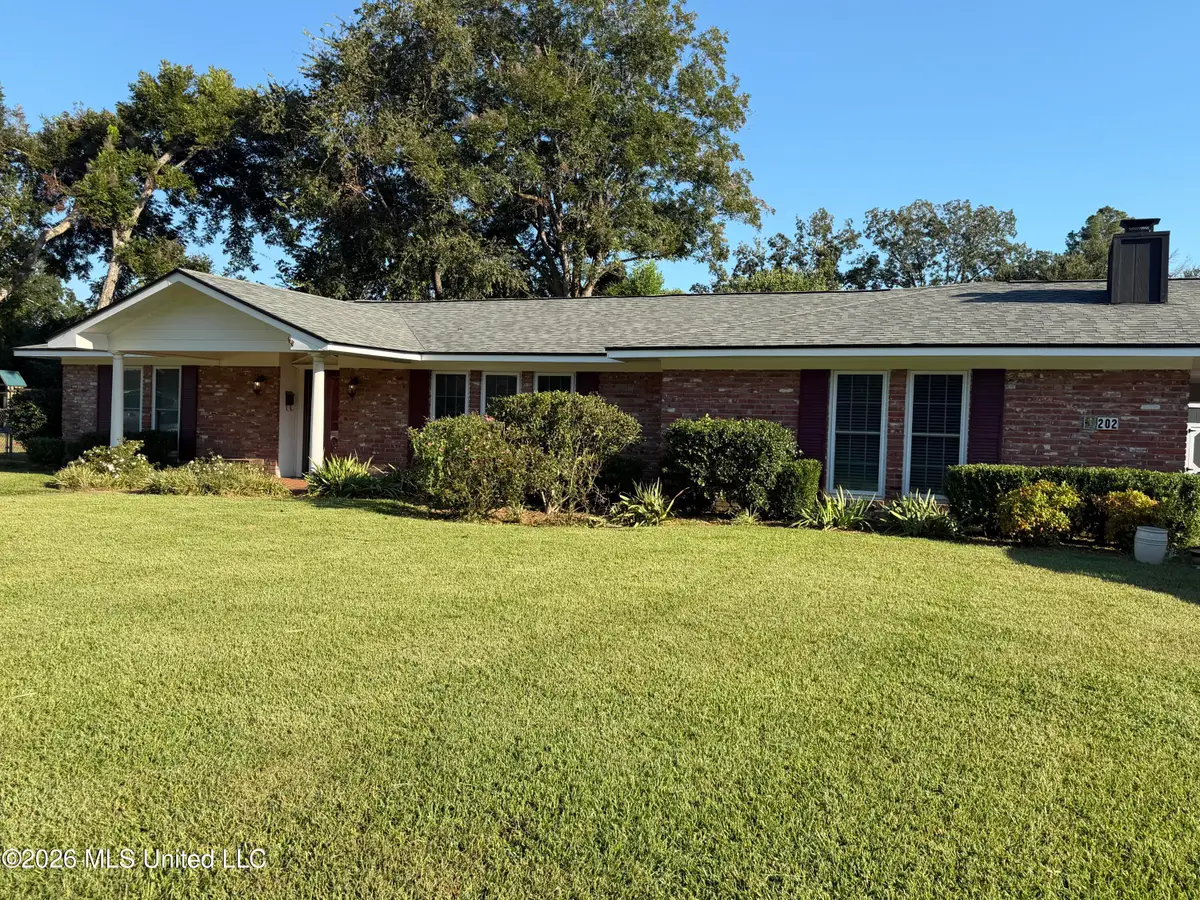 202 Jefferson Davis Boulevard, Natchez, MS 39120 - #1