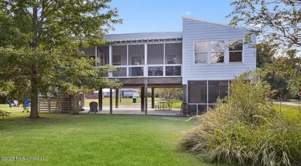 322 Tide Street, Waveland, MS 39576