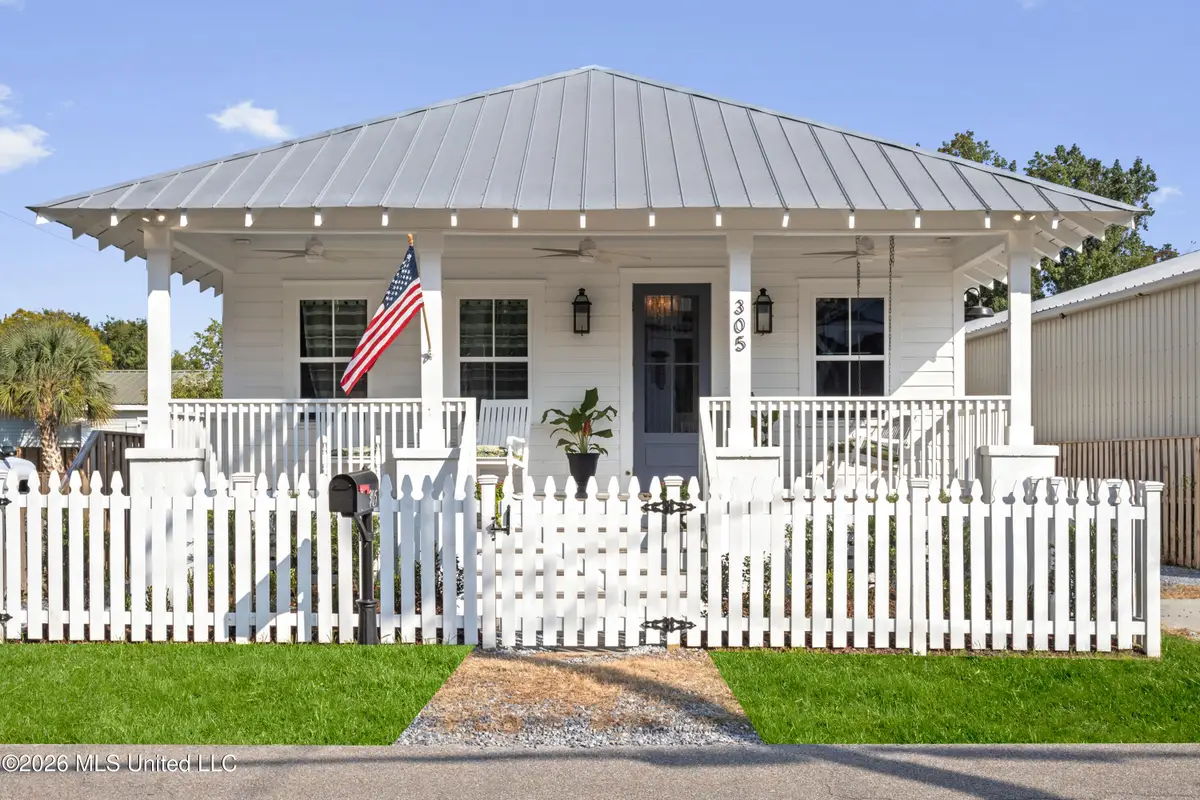305 Third Street, Bay Saint Louis, MS 39520 - #1