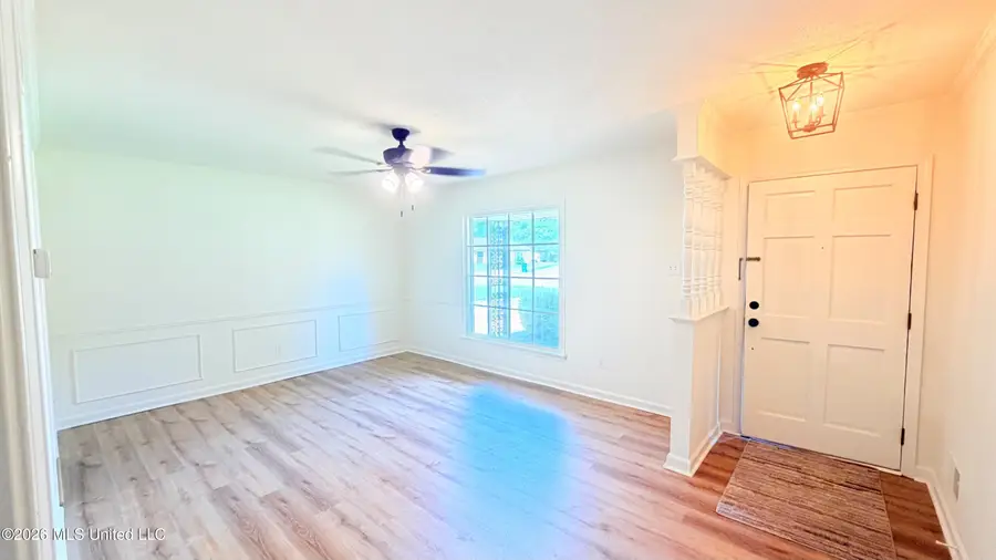 827 Dinwiddie Cove, Southaven, MS 38671 - #3
