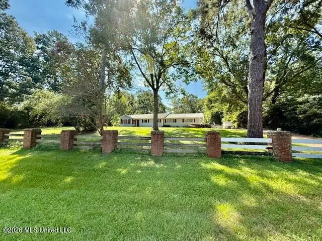 103 S Hurricane Road, Natchez, MS 39120 - #2