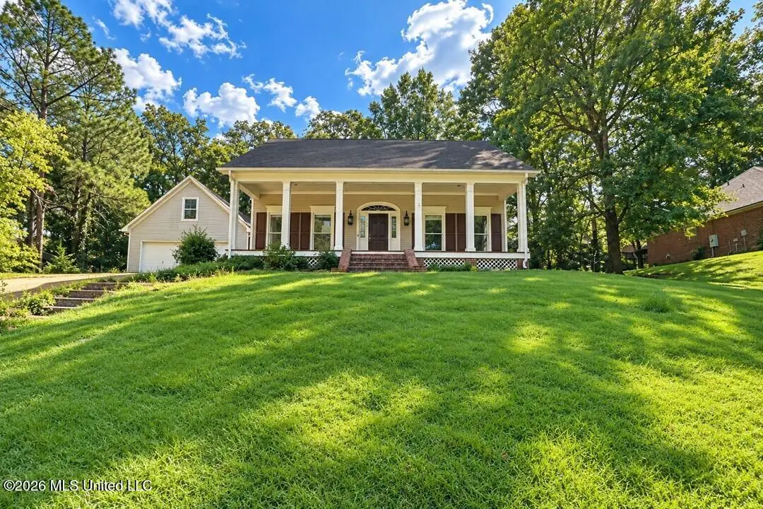 111 Newport Circle, Clinton, MS 39056 - #1