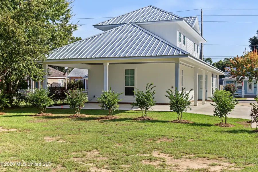 542 Howard Avenue, Biloxi, MS 39530 - #3