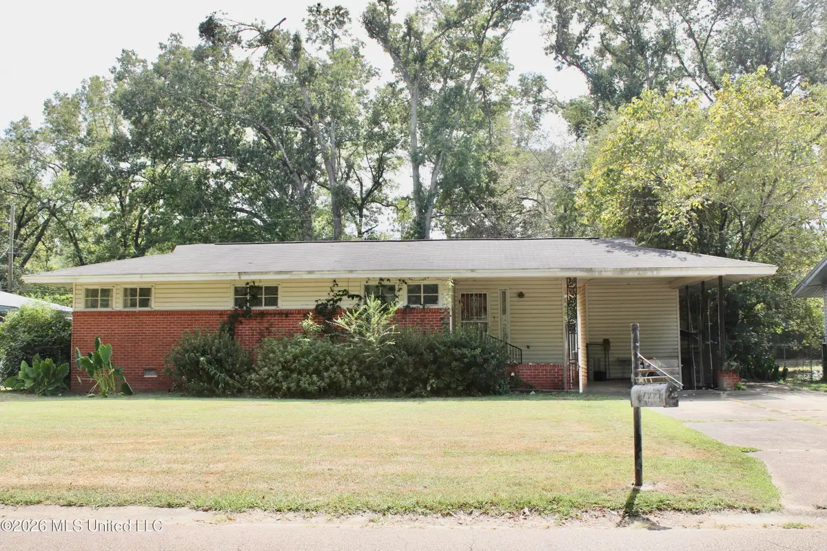 23 Longview Drive, Grenada, MS 38901 - #1