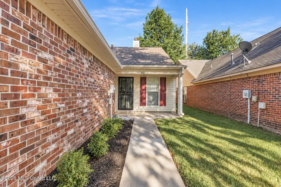 6500 Bentley Cove, Horn Lake, MS 38637 - #2