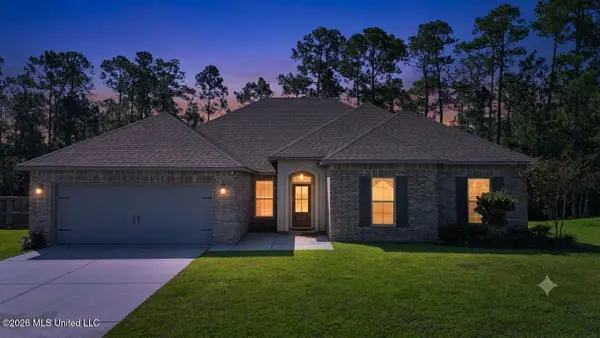 11657 Brookstone Drive, Ocean Springs, MS 39564