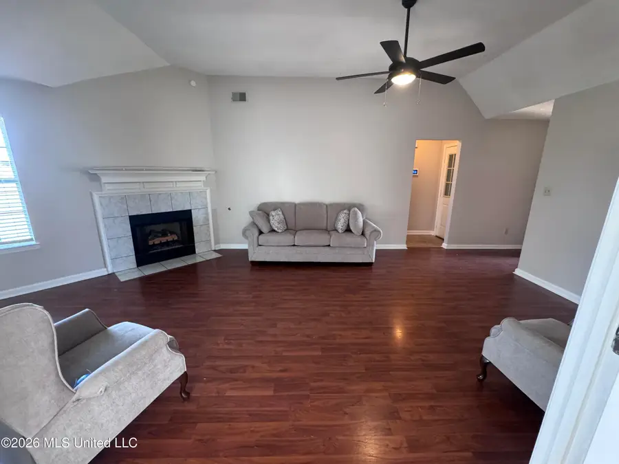 1844 Thomas Street, Horn Lake, MS 38637 - #2