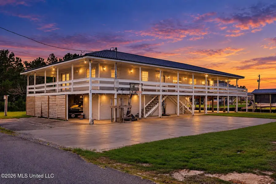 10017 Mississippi Street, Bay Saint Louis, MS 39520 - #2