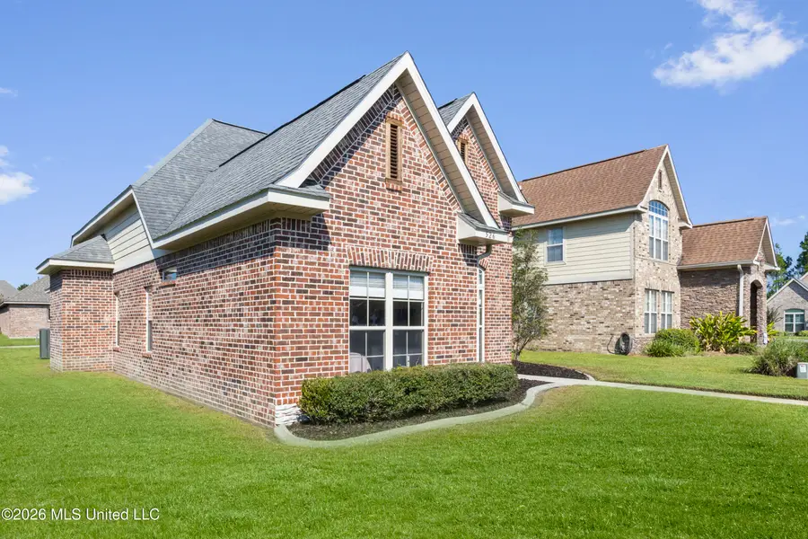 526 Palm Breeze Drive, Ocean Springs, MS 39564 - #3