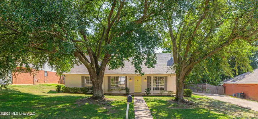 631 Live Oak Drive, Madison, MS 39110 - #2