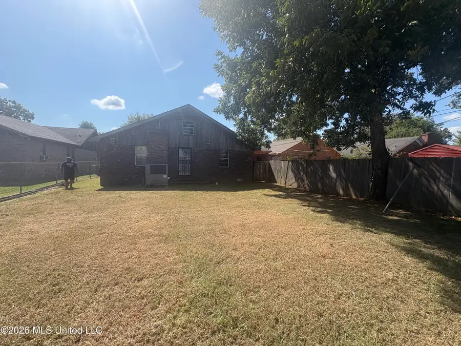 1619 Peacock Avenue, Clarksdale, MS 38614 - #3