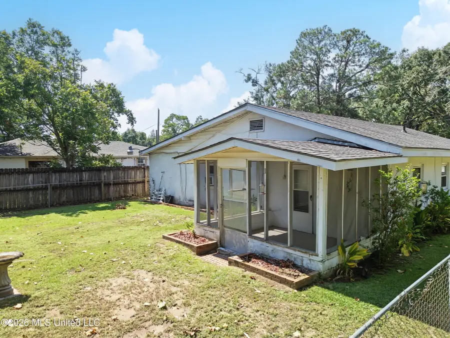 1518 Dixie Avenue, Gulfport, MS 39501 - #2
